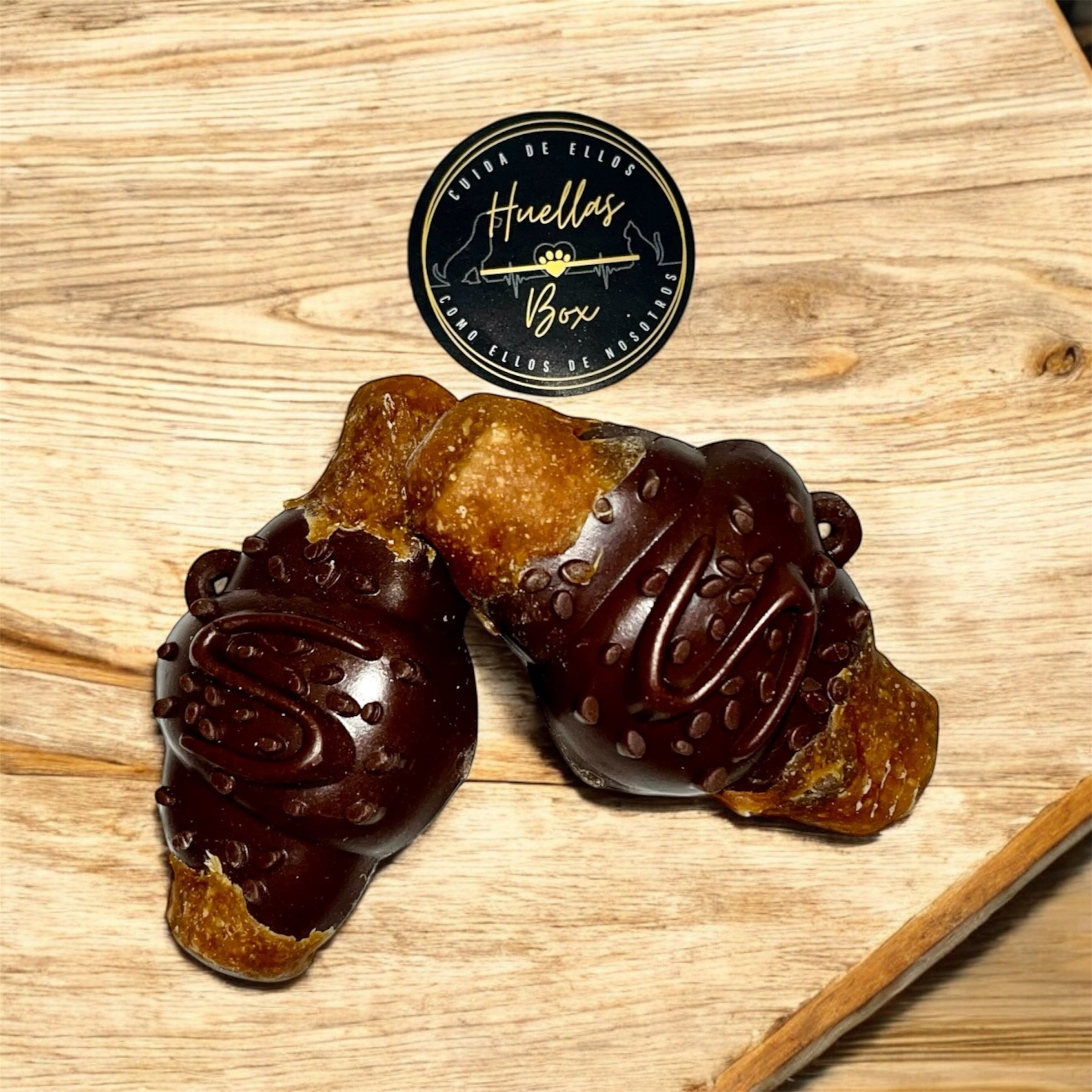 Croassant pollo y arándanos.